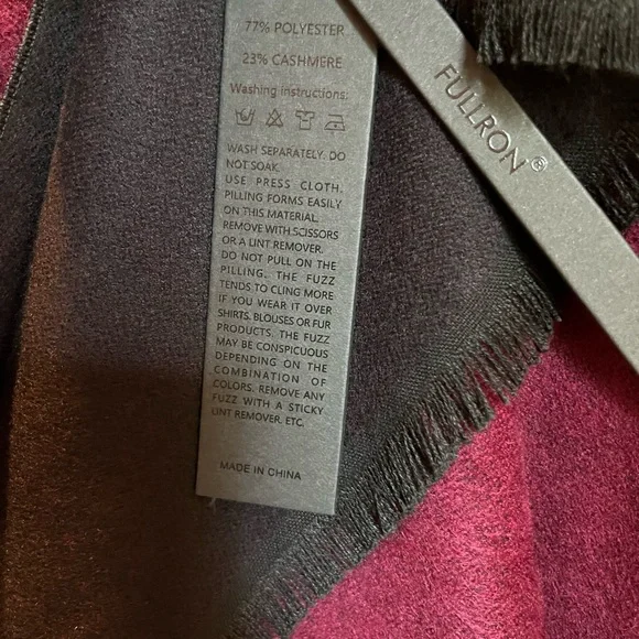 NWT Fullron Unisex long cashmere blend luxurious scarf reversible black burgundy - Picture 6 of 7